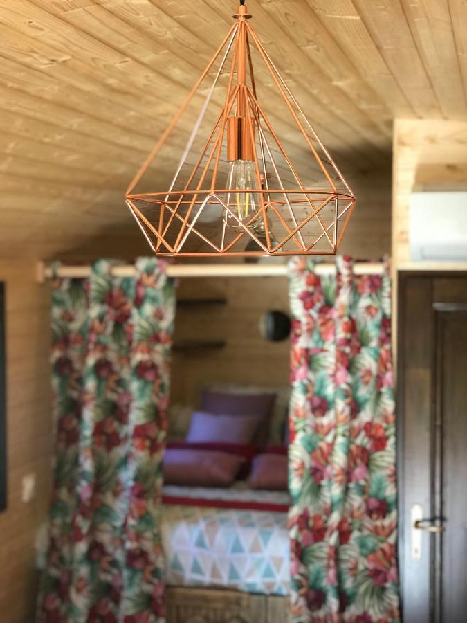 Roulotte De Florette Tourrettes-sur-Loup Zewnętrze zdjęcie